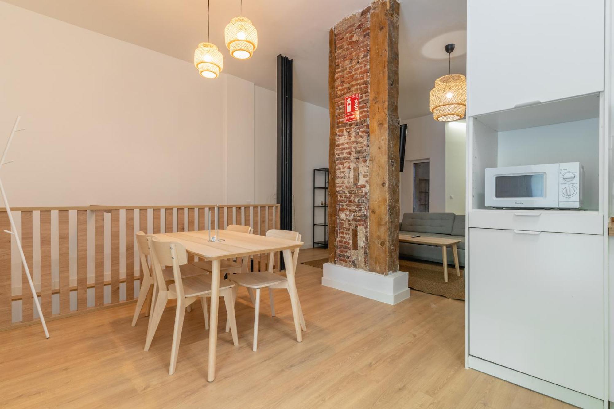 Modern Duplex-2bedrooms 3baths-palacio Apartment Madrid